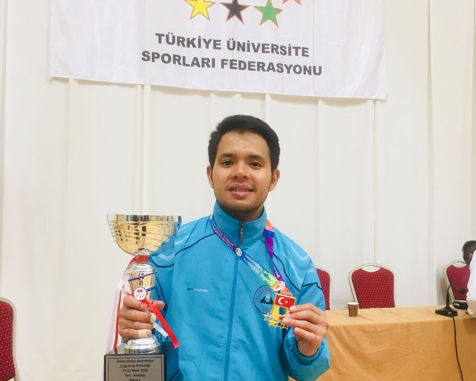 Dari Jihad Selfie Sampai Juara Badminton di Turki